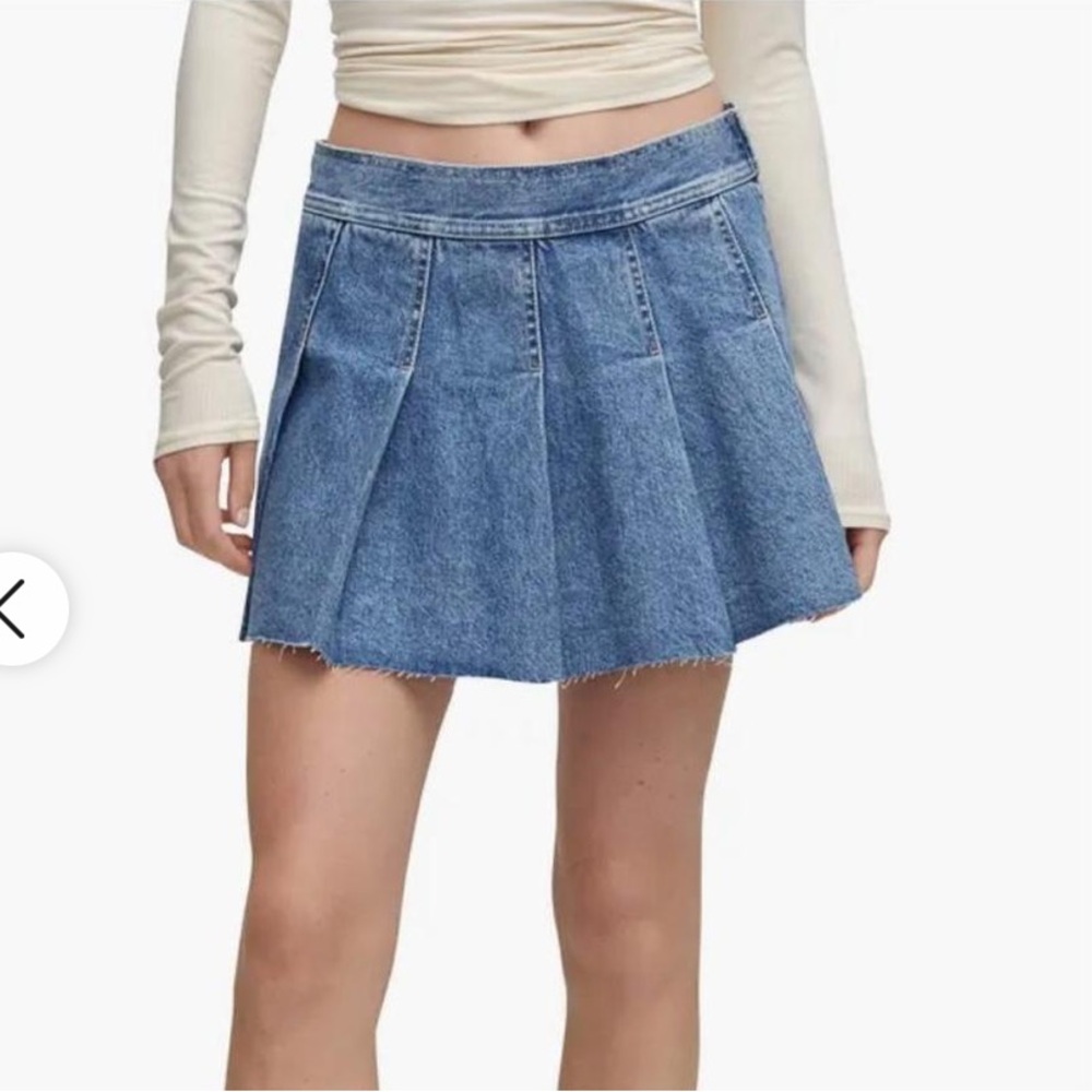 Blue Pleated Skater Mini Skirt